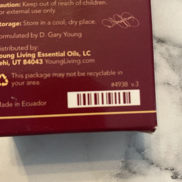 Young Living Chocolate Mask new in box - Picture 3 of 3